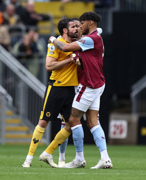 攻群异常犀 攻群异常犀